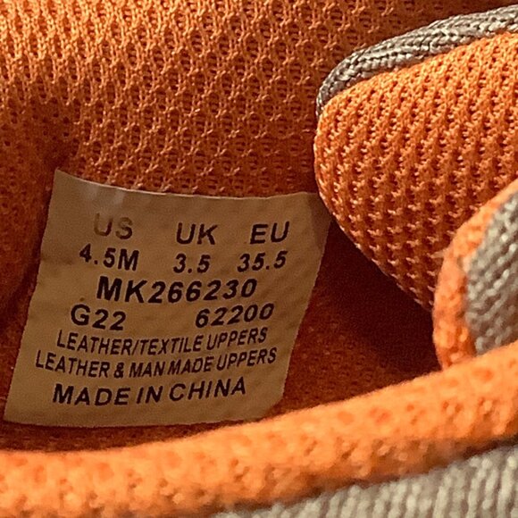 Merrell Kids Moab FST Mid A/C Waterproof Hiking Boots Size 4.5M  Leather Blend - Picture 3 of 7